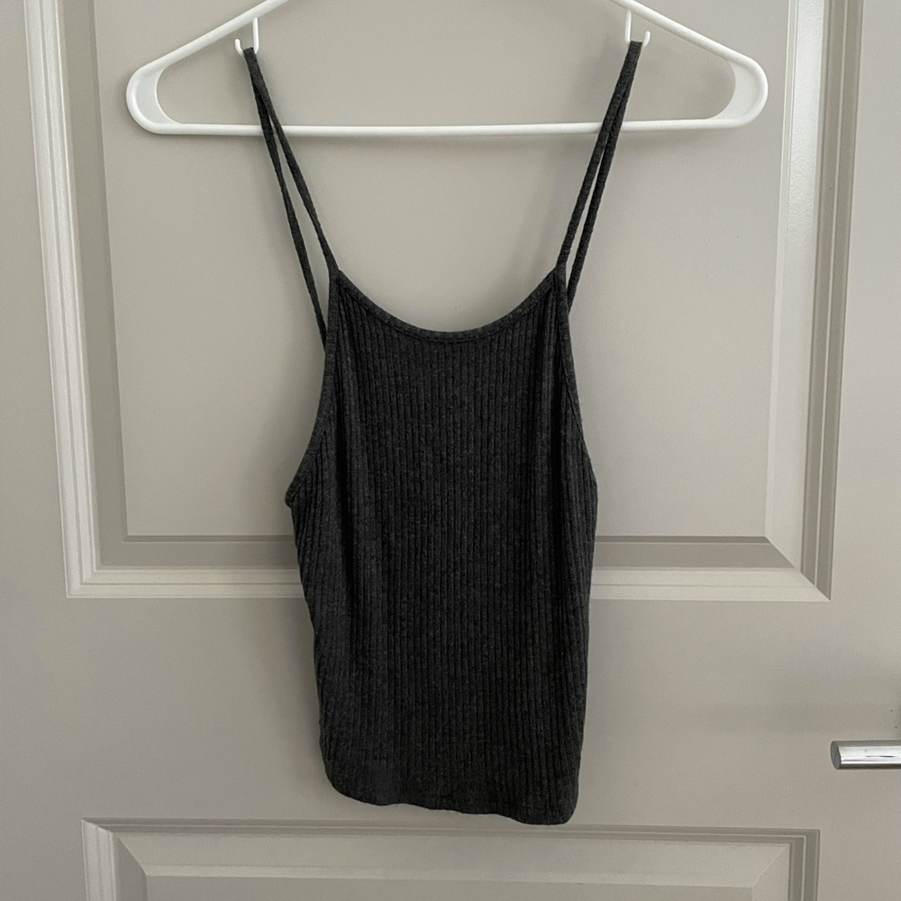 Brandy Melville Crop Too